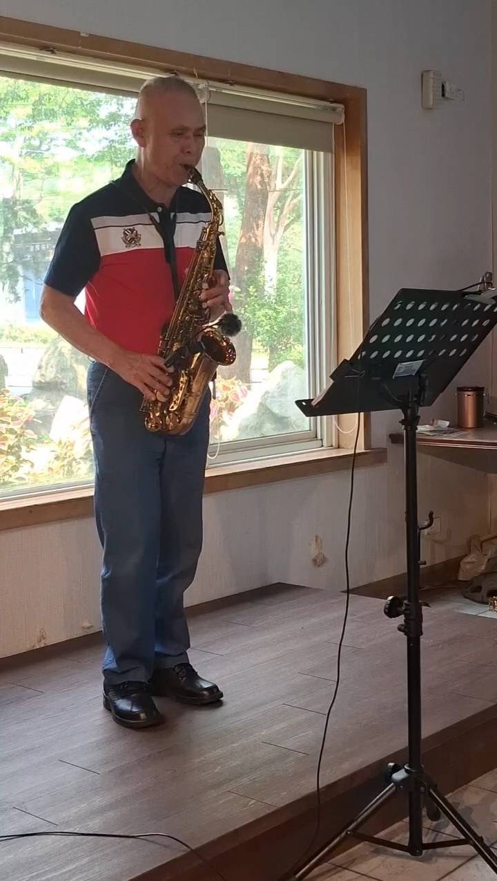 邱顯長
